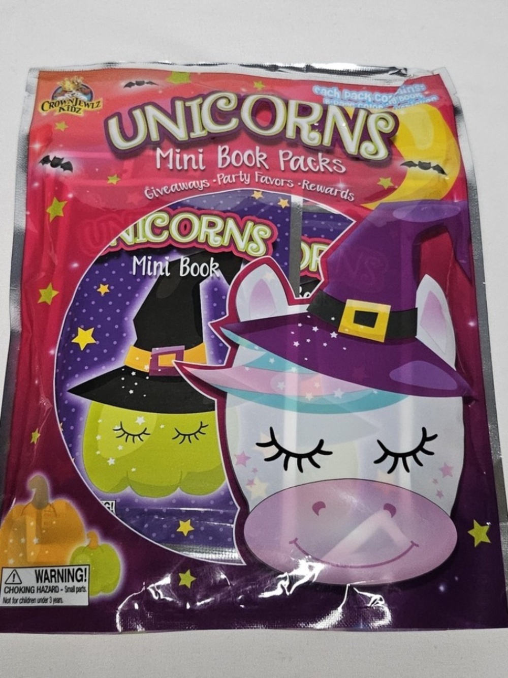New CrownJewlz Unicorns 8 Mini Book Packs Halloween Treat Party Favors Coloring